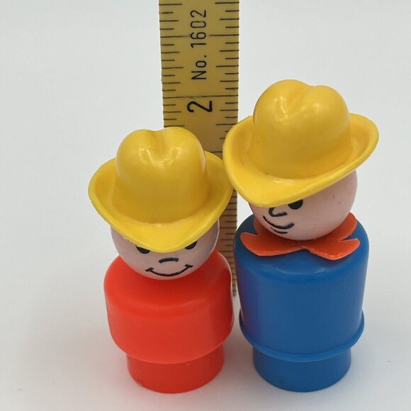Vintage Fisher Price Little People Farmer & Son Yellow Hat Farm Figure USA - Picture 6 of 7
